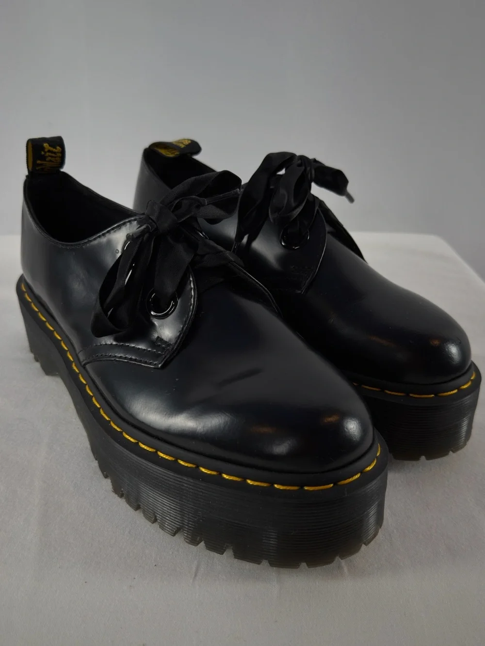 Dr. Martens Holly Women's Leather Platform Shoes in Black Size 9
